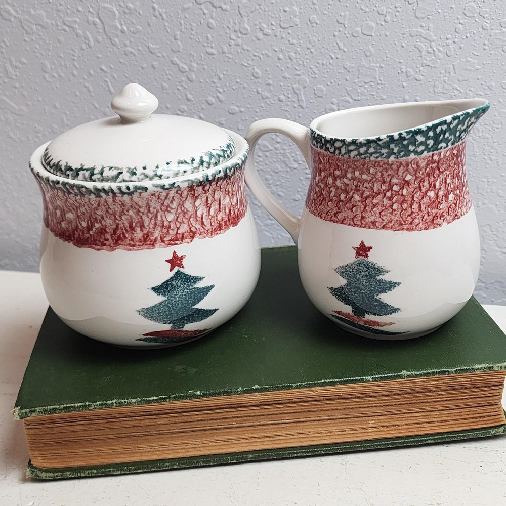 Vintage Gibson Christmas Sugar and Creamer Set, Simple and Cute‎ Christmas Tree